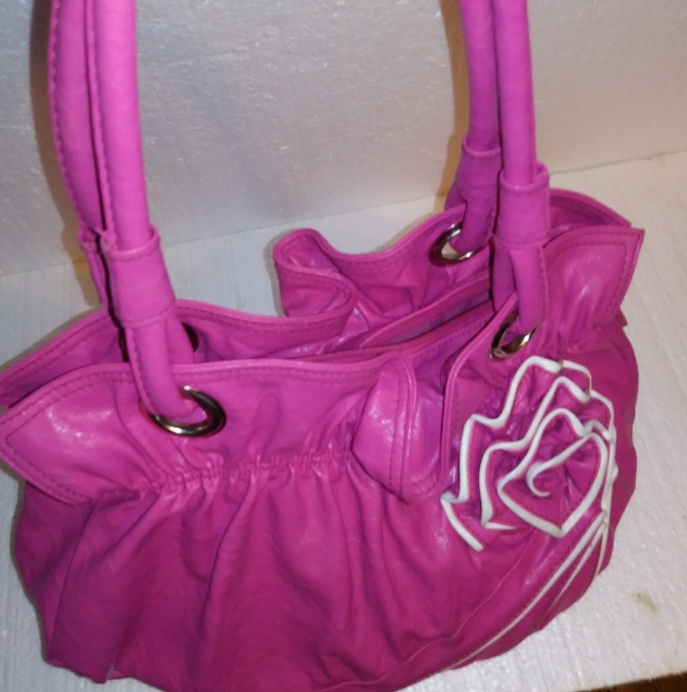 Really cute pink purse
